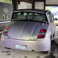 Sólo en Japón: el extraño coche creado por Toyota y una cervecera destroza las letrinas centenarias de un templo budista 