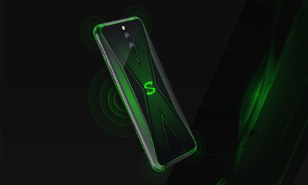 Xiaomi Black Shark Helo vs Xiaomi Black Shark: todo lo que ha cambiado en la primera generación de móviles gaming chinos