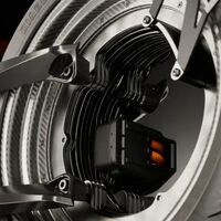 600 quilômetros e um café; as motocicletas elétricas mudaram para sempre com a chegada das baterias de estado sólido 