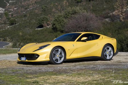 Ferrari 812 Superfast Motorpasion Prueba 2