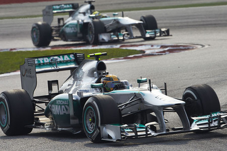 Mercedes AMG mantendrá las órdenes de equipo