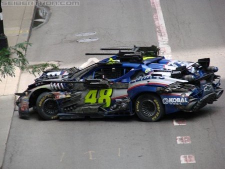 Transformers 3 entre la NASCAR y Death Race