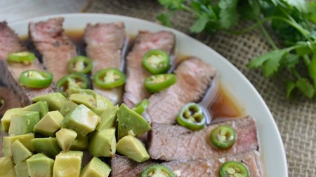 Aguachile de rib eye con jalapeños. Receta mexicana fácil