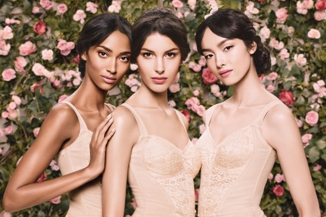 Aurealux Mask de Dolce & Gabbana Skincare, la mascarilla ideal para finalizar el verano. La probamos