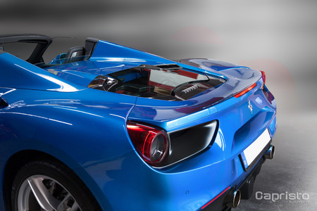 Capristo quiere que veas el motor de tu Ferrari 488 GTB por esta ventana