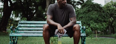 Un banco del parque basta para ponerte en forma con estos cinco ejercicios  