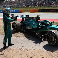 Trece carreras y ningún podio. El circuito maldito de Fernando Alonso vuelve a asomar en la Fórmula 1