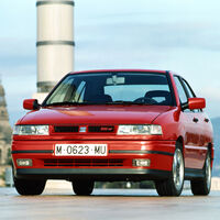 El SEAT Toledo cumple 35 años: el coche que puso a la marca española en el mercado internacional y acabó siendo el padre de Chery, Omoda y Jaecoo