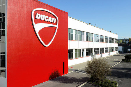 Ya no hace falta que ahorres, Ducati no se vende (o eso dice Claudio Domenicali)