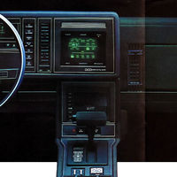 ¿Presumiendo de pantalla táctil? ¡Pero si eso ya lo llevaba el Buick Riviera de 1986!