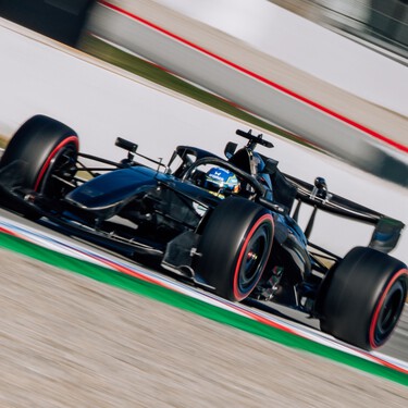 Sin pasar de 300 km/h y sin "DRS". Los números que explican el optimismo con el nuevo Aston Martin de Fernando Alonso 