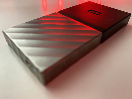 Siete discos duros SSD compactos con los que acompañar a tu televisor para reproducir contenido multimedia