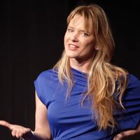 Há 10 anos, a ex-esposa de Elon Musk revelou um dos maiores trunfos do bilionário: saber usar esta palavra na hora certa 