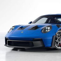 Un hombre de 21 años intentó estafar a Porsche: quiso comprarle un auto con un cheque falso de 78 millones de dólares. Spoiler alert: salió mal