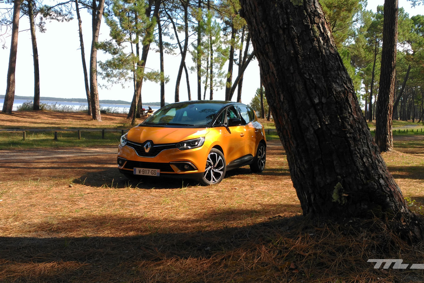 Probamos el nuevo Renault Scénic: más crossover, mucho menos monovolumen