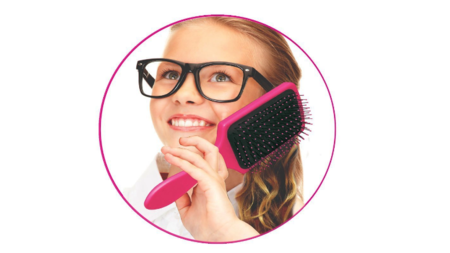 Carcasas comestibles, ropa interior o palos de selfie con cuchara: nueve accesorios para móviles de dudosa utilidad