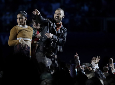 ¿Es el look de Justin Timberlake en la Superbowl el peor con el que le hemos visto jamás?