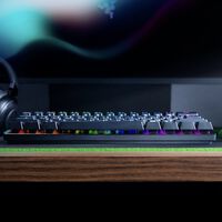 Juego y trabajo a diario en mi PC de sobremesa y comprar este teclado compacto es una de las mejores decisiones que he tomado nunca  