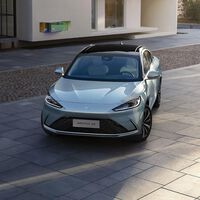 L3 es la gran promesa de la conducción autónoma: de momento las marcas nos están vendiendo "asistentes con IA" 