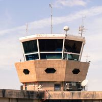 Se vienen curvas en verano: Ryanair quiere más controladores en España y si no los consigue habrá retrasos