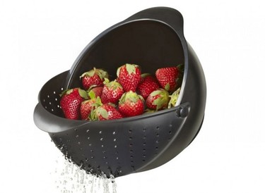 ¿Escurridor o bol? Con Umbra tendrás un aliado más en la cocina 