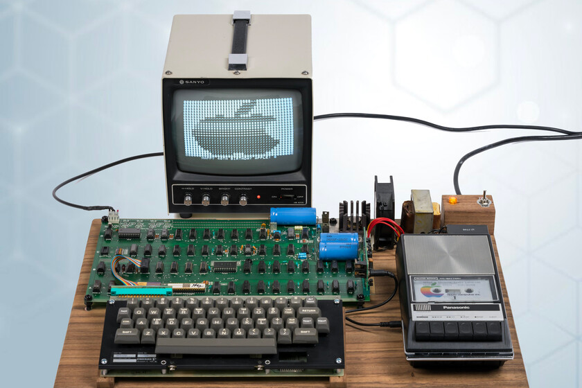 Alguien ha pagado 340.100 dólares por un Apple I firmado por Steve Wozniak. Y aún así no es el más caro de la historia