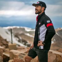 Ducati rinde homenaje a Carlin Dunne tras su muerte con cinco vídeos sobre su última carrera en Pikes Peak