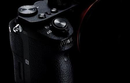 Sony aprovechó la presentación de la A7 II para reafirmar su apuesta por las sin espejo