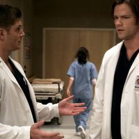 'Supernatural' tiene dos episodios meta que no encajan con el resto. Para el creador de la serie son los mejores