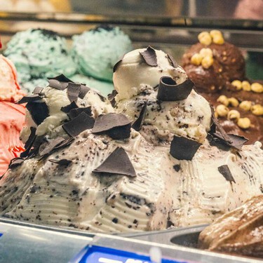 Olvídate de los helados esponjosos o llenos de aire: así puedes elegir un helado de buena calidad