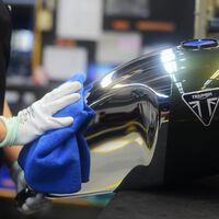 ¡Sublimes! Un total de 10 Triumph se visten de cromado en una edición limitada que dan ganas de tener en el salón