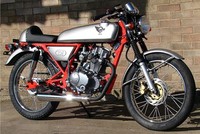 Sumco Skyteam Ace 125, Cafe Racer china para el A1-B