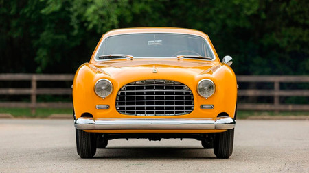 Este Ferrari 212 es único en el mundo, perteneció a Perón y cuesta casi 1,3 millones