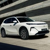 Llega a México el híbrido enchufable que se atreve a borrar dos miedos de un golpe: quedarse sin gasolina y sin batería