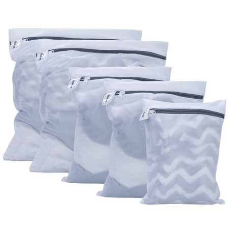 Cupón de descuento del 50% en el set de cinco bolsas de lavandería con cremallera Kealive: se quedan en 3,99 euros en Amazon