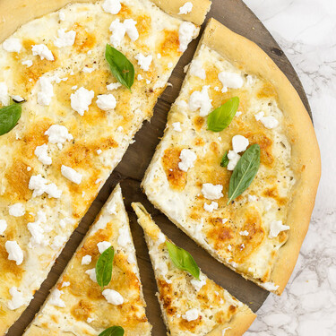 Pizza blanca o pizza bianca: receta de la clásica receta italiana sin tomate