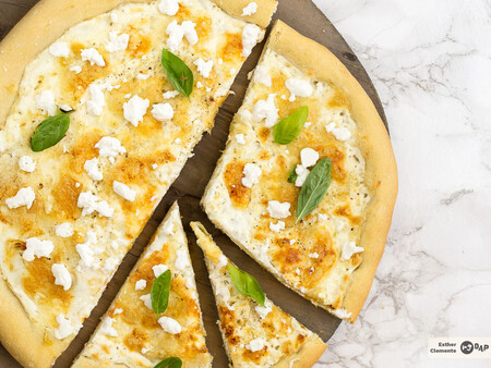 Pizza blanca o pizza bianca: receta de la clásica receta italiana sin tomate