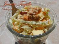 Ensalada de col y manzana. Receta para embarazadas