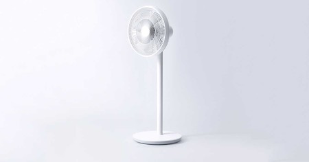 No lo parece pero este ventilador de Xiaomi es inteligente y cuenta con una batería para que olvidemos los enchufes