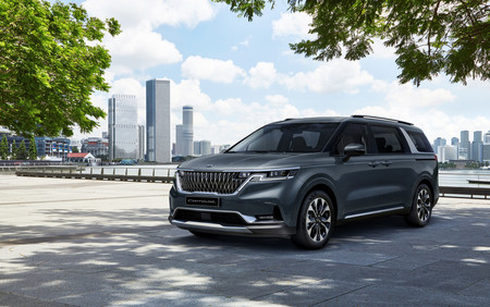 La KIA Sedona 2021 luce el rostro de su nueva generación en estas primeras imágenes