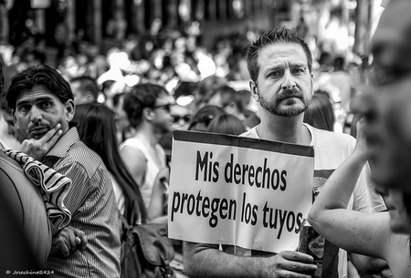 ¿Es la Ley Mordaza una amenaza para la profesión de fotoperiodista y por qué?: La pregunta de la semana