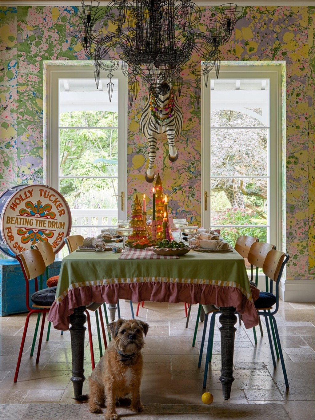 Jamás se me hubiera ocurrido usar un cartón de huevos para recoger las bolas de Navidad: los mejores consejos para guardar la decoración navideña hasta el año que viene