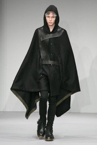 El renacer de la capa y el poncho, este Otoño-Invierno 2010/2011 (parte II)