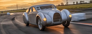 Audi ha matado a los coupés porque no son rentables, justo cuando ha dado a luz al primer y carísimo supercoche que debió haber nacido hace casi 100 años