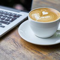 Pausa para el café, el bocadillo o la hora de comer, qué descansos son obligados para los trabajadores