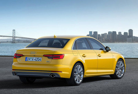 Audi A4 2016 800x600 Wallpaper 03