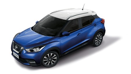 El Nissan Kicks se pinta de blanco con azul para las 400 unidades Fan Edition en México