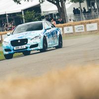 Jaguar muestra en el Goodwood Festival of Speed un XJR que pasa de 550 a 575 CV 