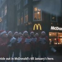 Se você pensa que a IA é a fórmula perfeita para marketing, o McDonald's prova que você está errado: a reação negativa que se tornou o maior alerta de 2025 