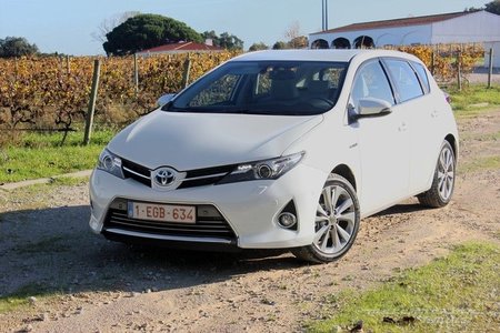 Toyota Auris Hybrid, presentación y prueba en Cascais